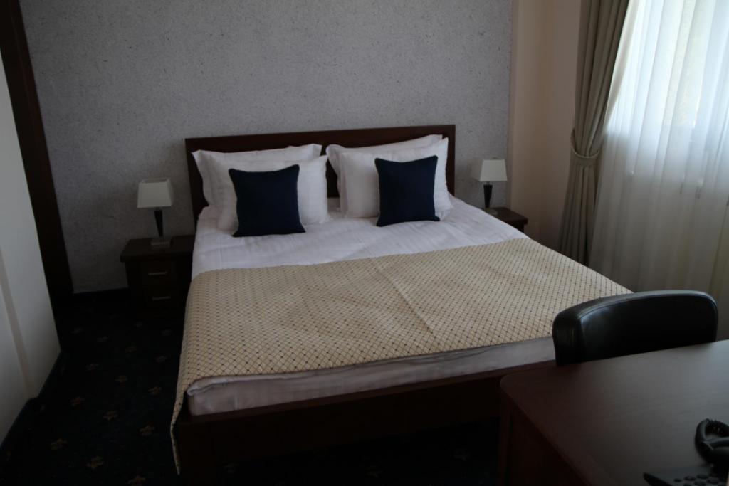 Hotel Trebjesa Nikšić Kamer foto