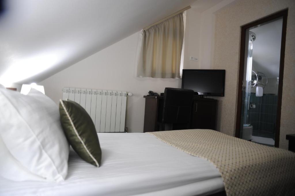 Hotel Trebjesa Nikšić Kamer foto